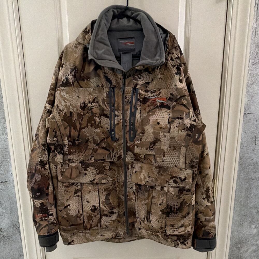 RARE 30081-Sitka Men’s XL Regular Hooded Insulated Camo Polyester Hunting Jacket